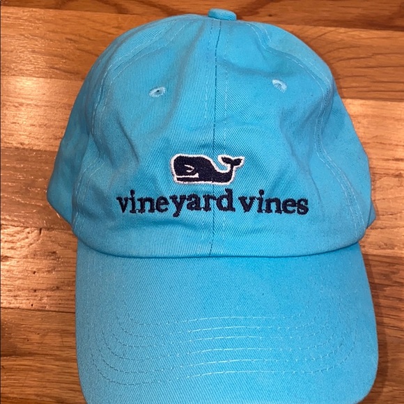 Vineyard Vines Hat (worn once) - Picture 3 of 7